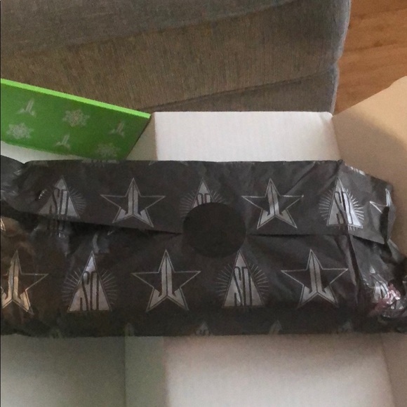 Jeffree Star Shane Dawson Conspiracy palette SOLD* - Picture 2 of 4